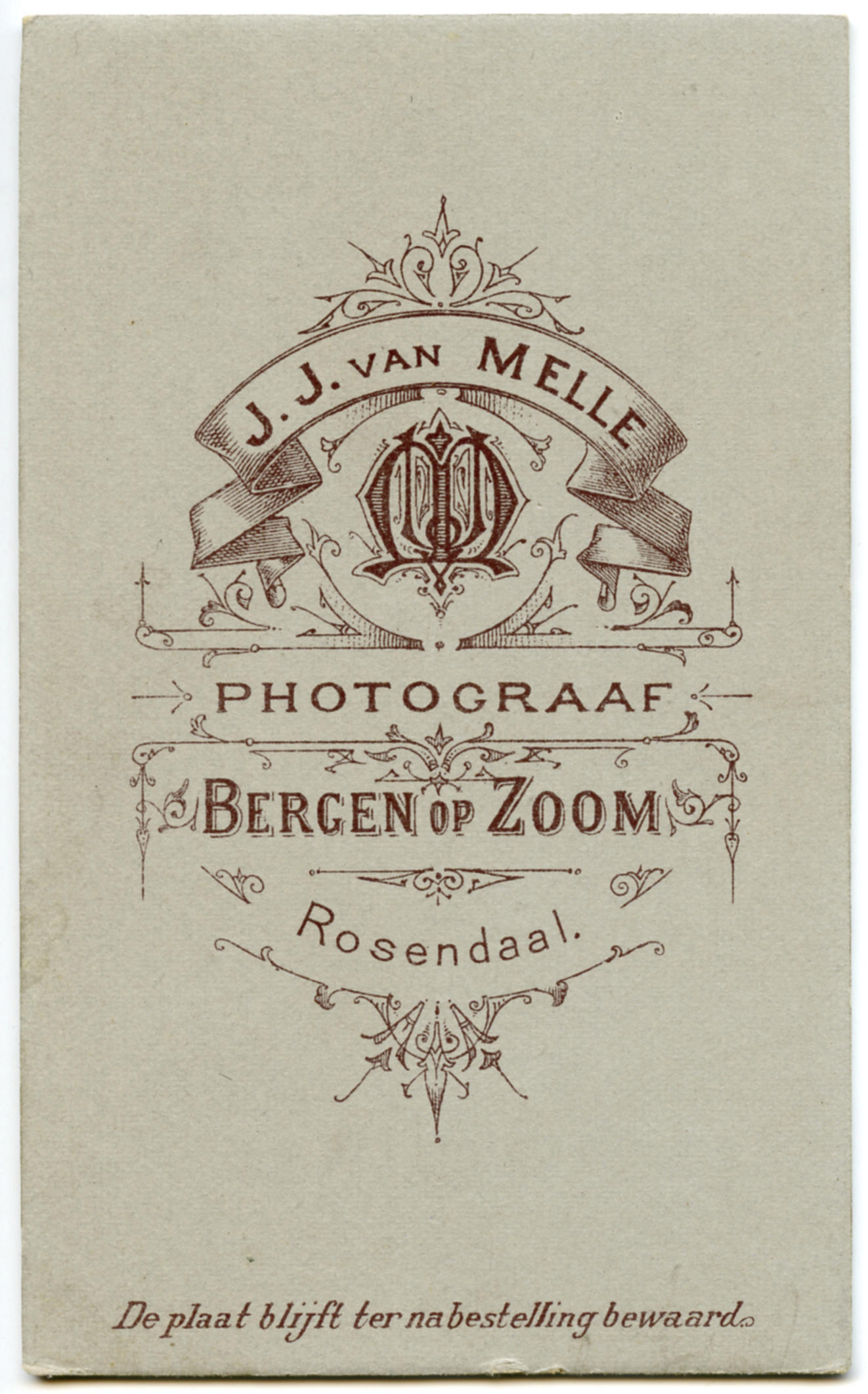 Communicant, Noord-Brabant, 1905-1911 (zwart-wit foto)