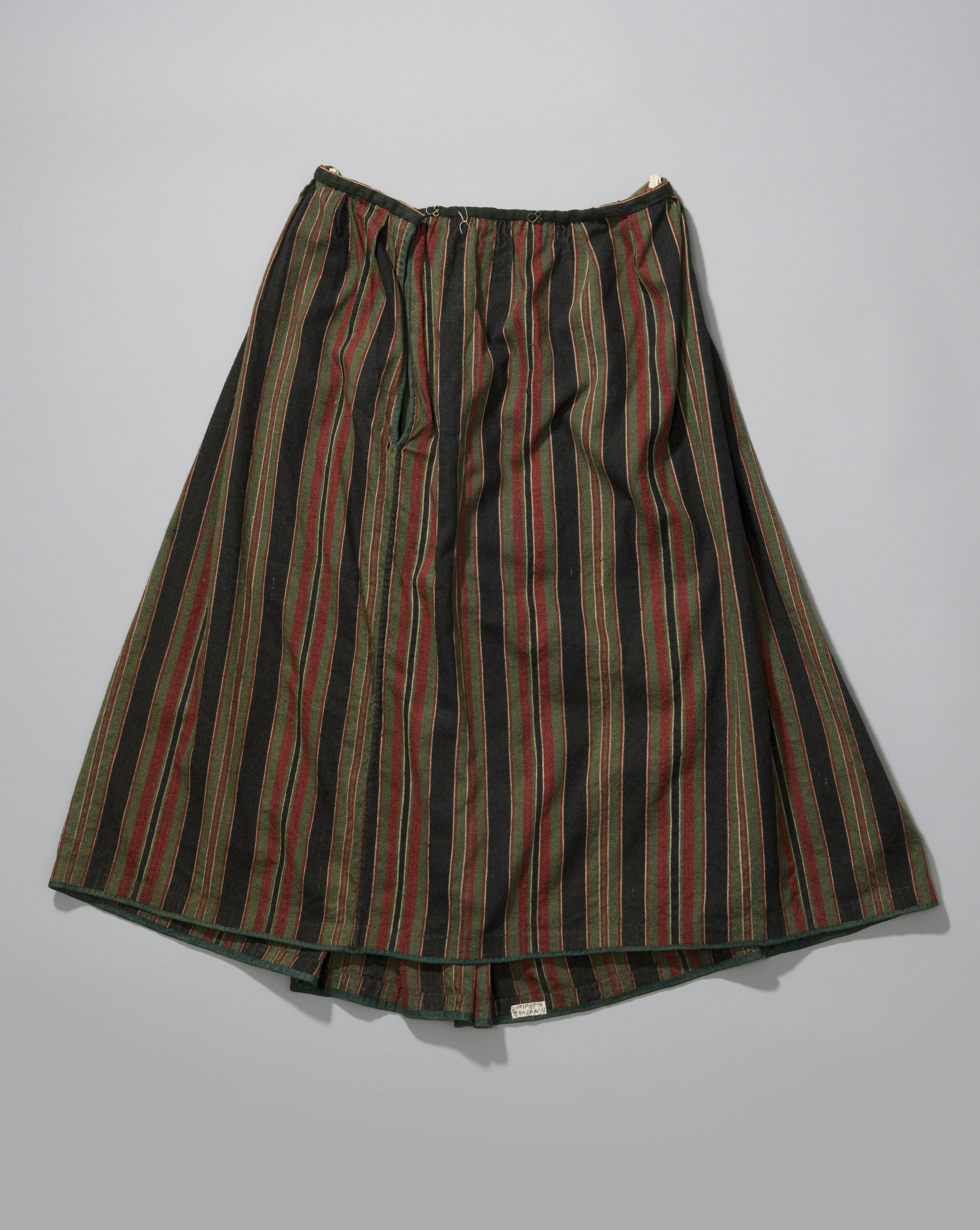 Gestreepte onderrok, Noord-Holland, voor 1962