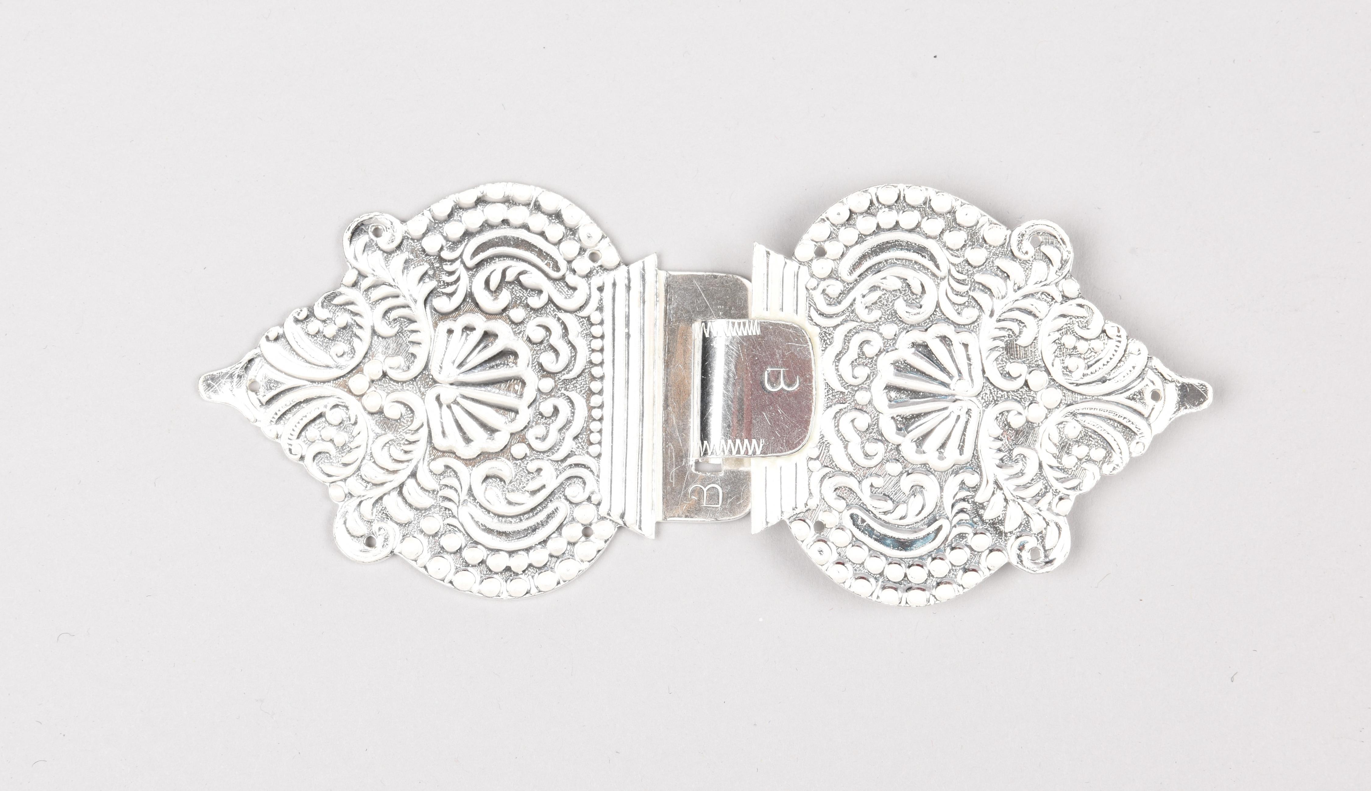 Zilveren haak en oog, Staphorst, circa 1970