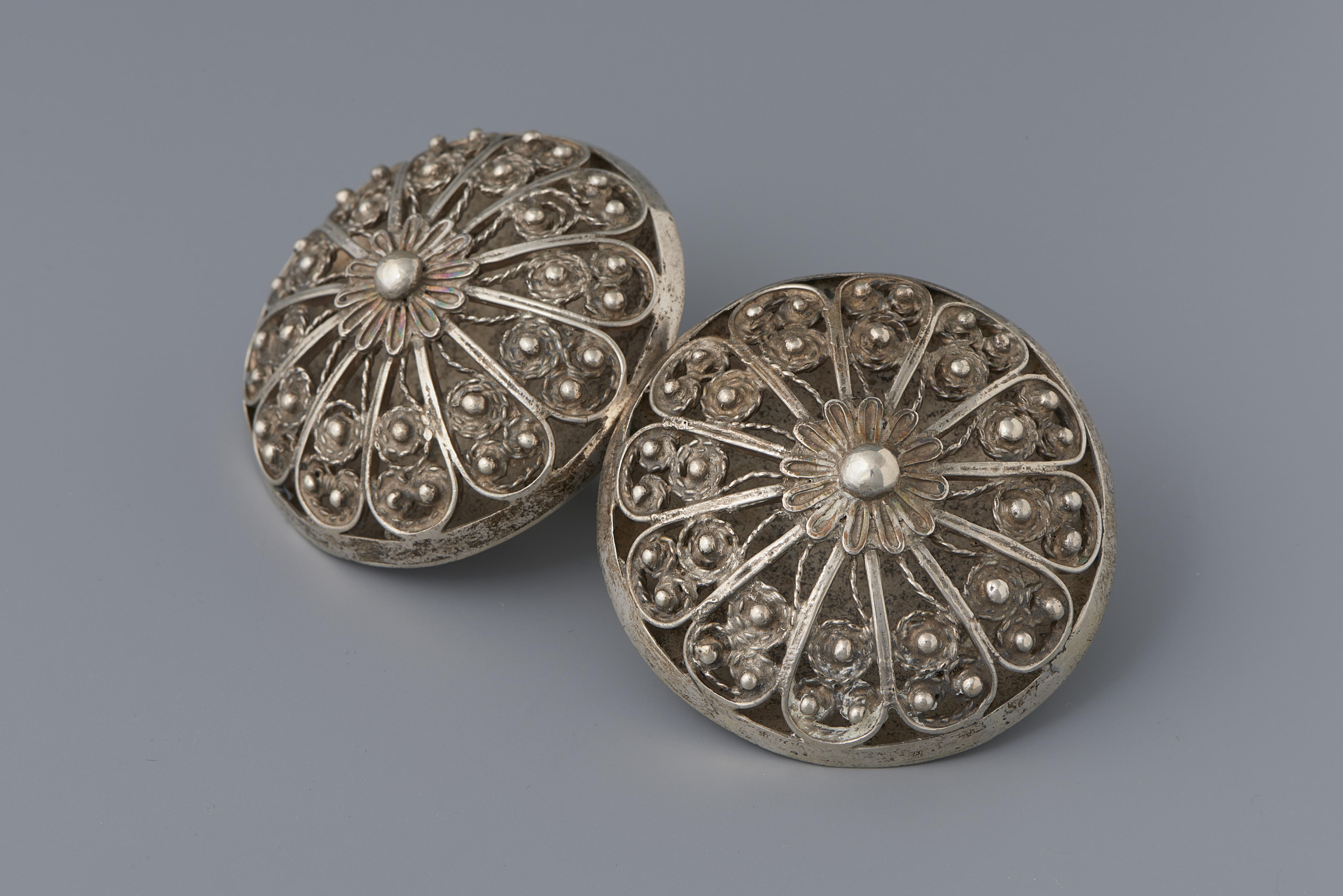 Paar zilveren broekstukken, Huizen of Urk, 1882