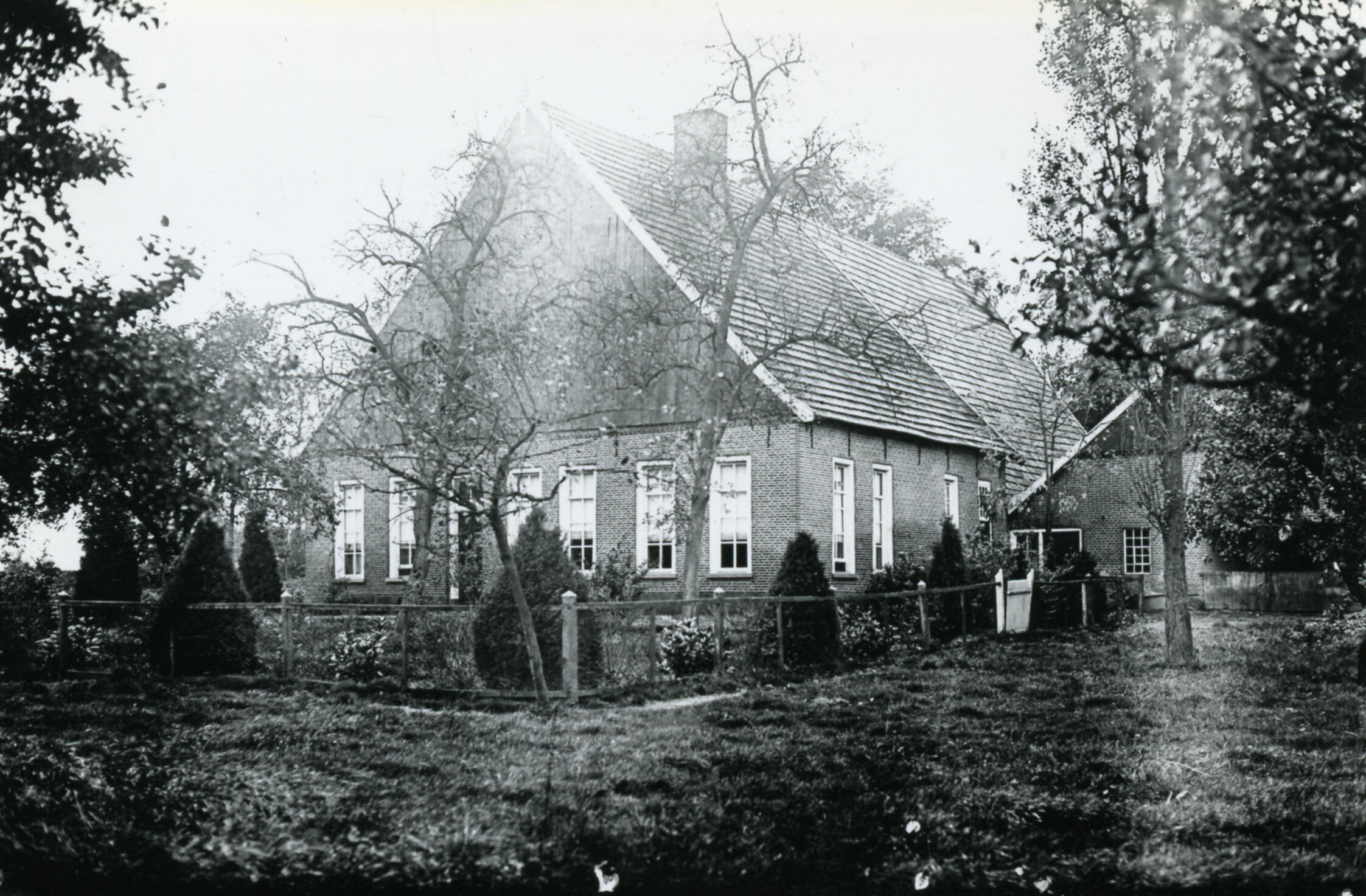 Boerderij 'Scholtehuis', Goor, 1936 (zwart-wit negatief)